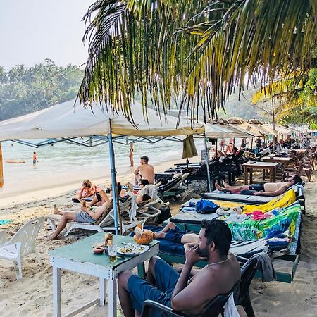 Silent Cabana And Restaurant Marakolliya, Tangalle Εξωτερικό φωτογραφία