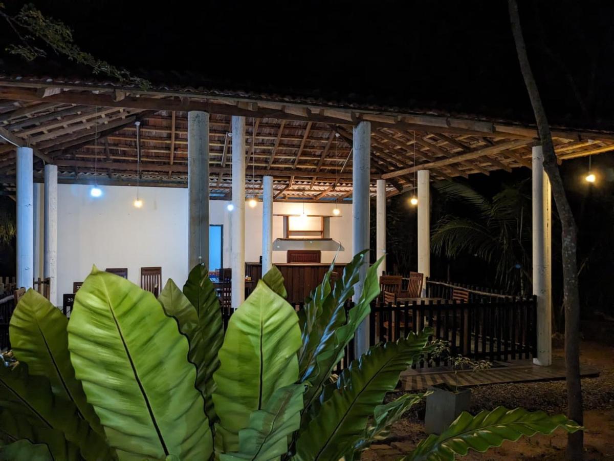 Silent Cabana And Restaurant Marakolliya, Tangalle Εξωτερικό φωτογραφία