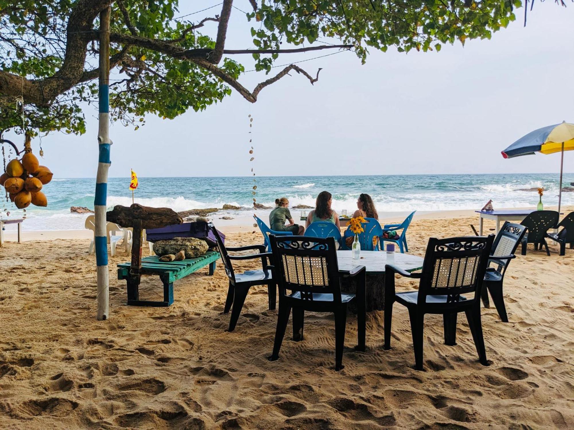 Silent Cabana And Restaurant Marakolliya, Tangalle Εξωτερικό φωτογραφία