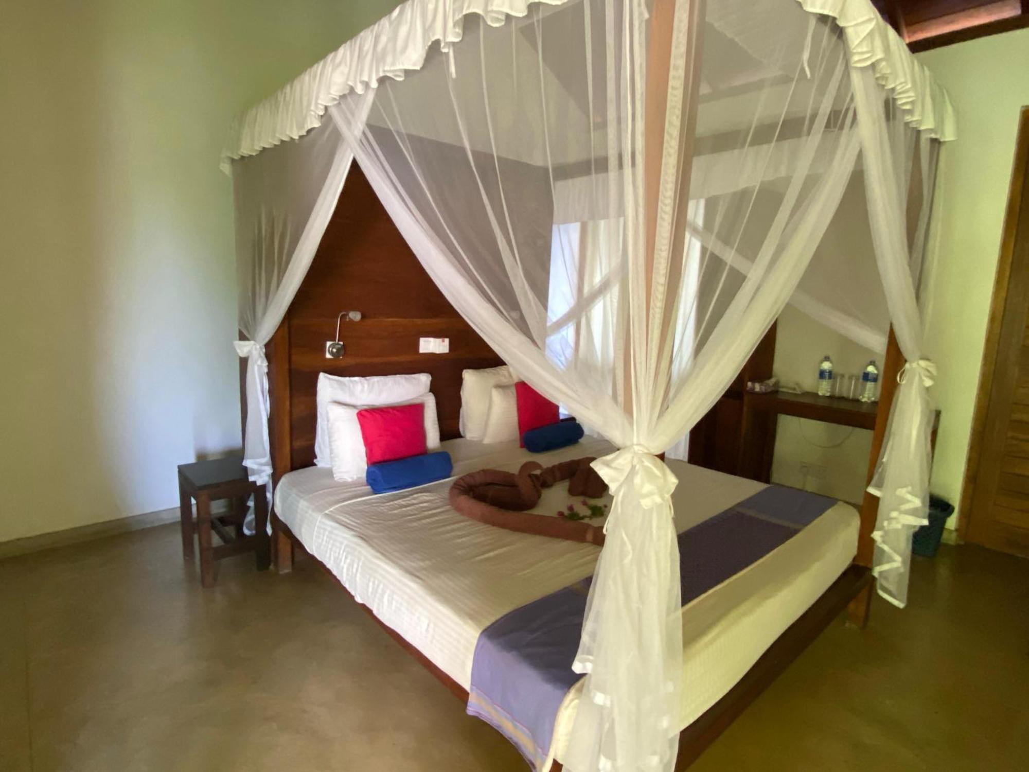 Silent Cabana And Restaurant Marakolliya, Tangalle Εξωτερικό φωτογραφία